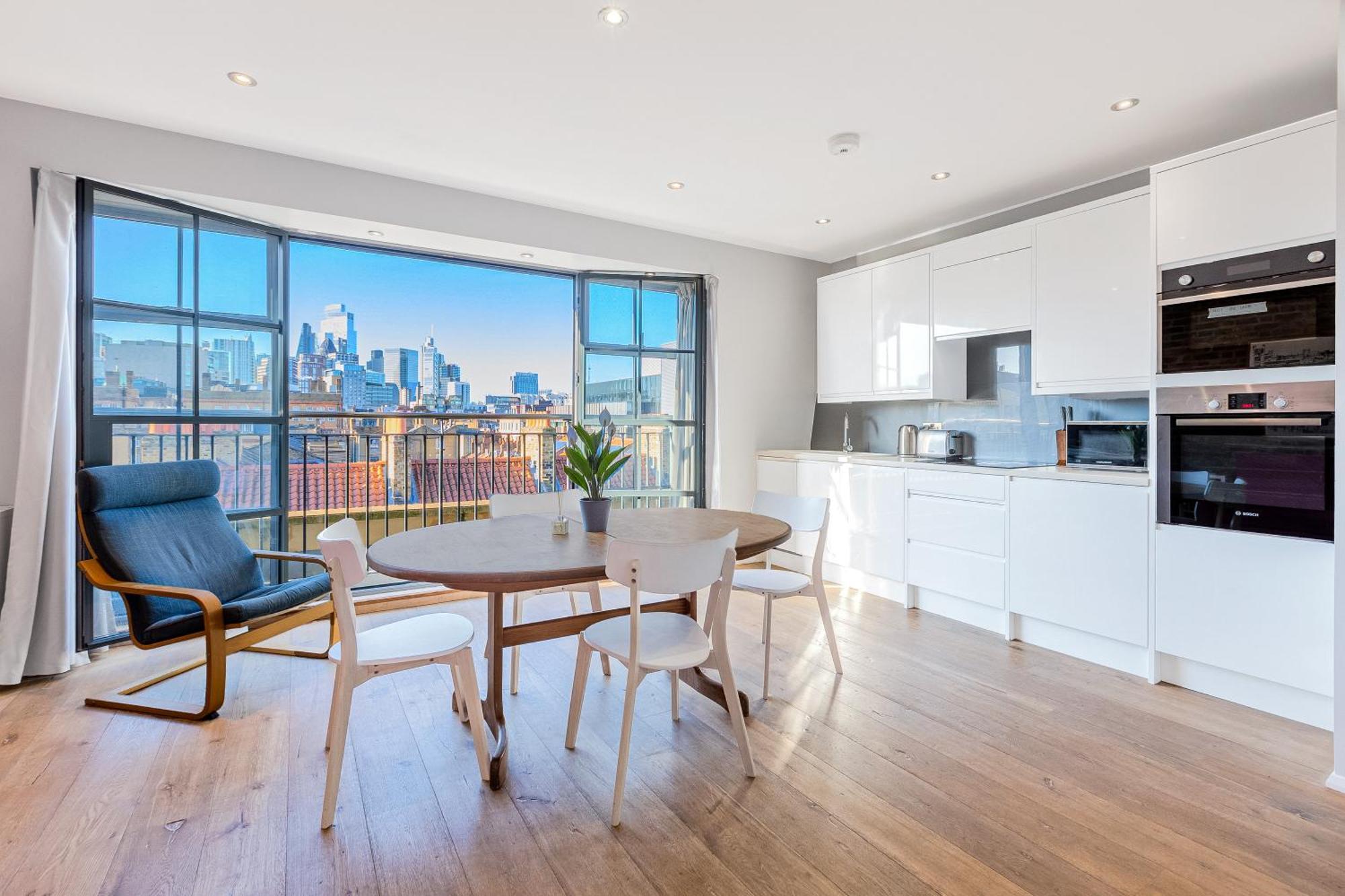Whitechapel, Fantastic 1bed With Stunning Views Over * Londra